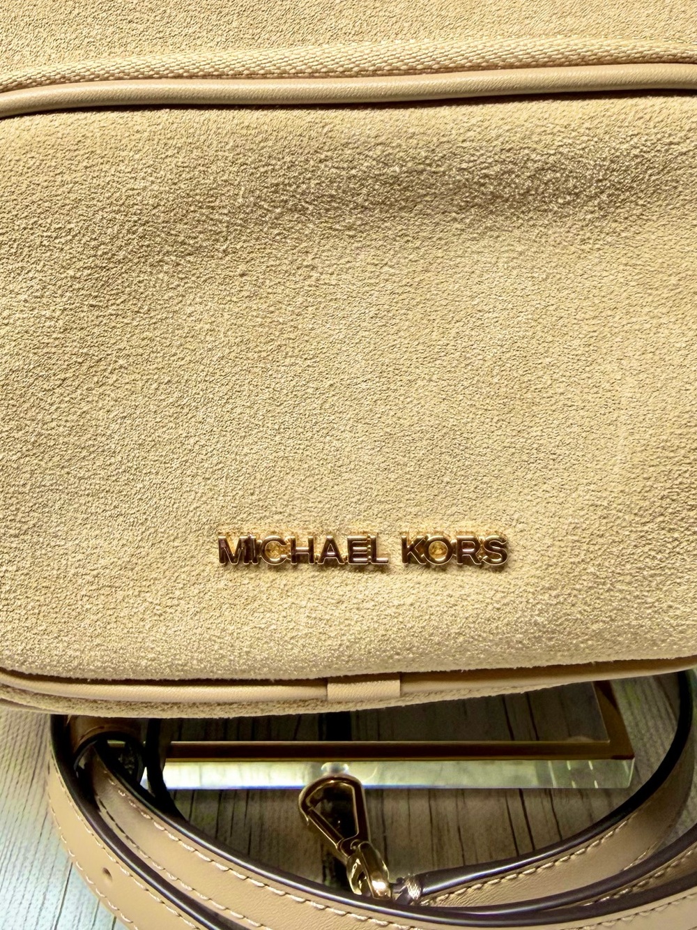 BRAND NEW Michael Kors Camel Merritt Medium Suede Convertible Shoulder Bag - Picture 6 of 14
